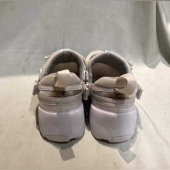 NIKE
JORDAN TRUNNER LX 'TRIPLE WHITE' 897992-100 - Picture 7 of 11